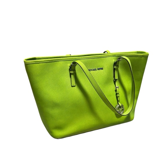 Michael Kors Saffiano Leather Jet Set Tote Lime Green Shoulder Bag - Picture 3 of 10